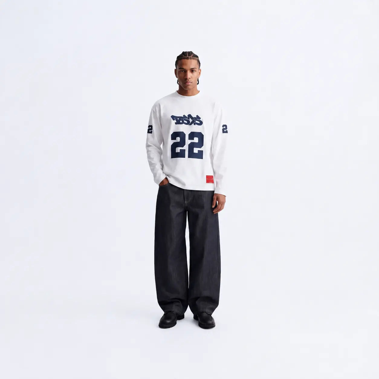 WHITE 22 LONG SLEEVE