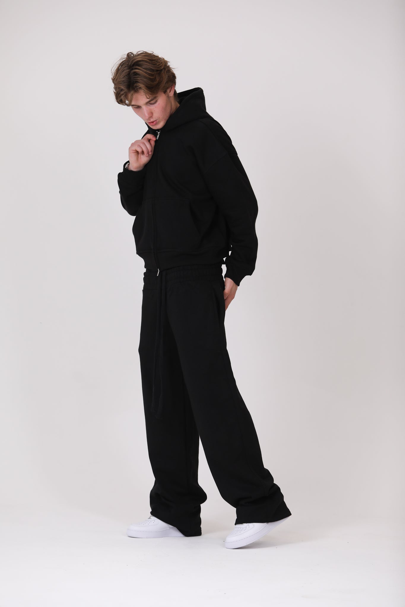 BLACK CLOUD TRACKSUIT