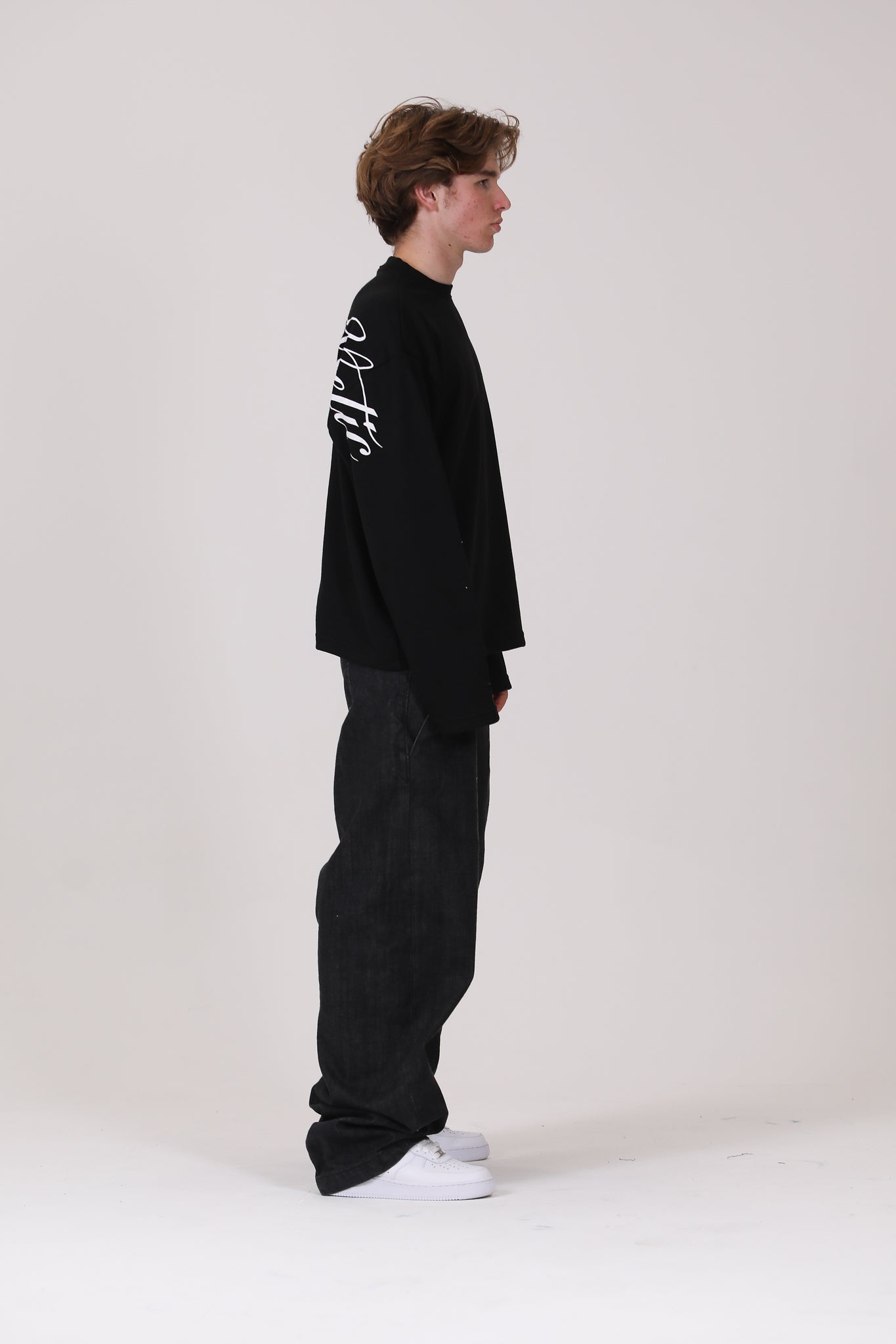SCRIPT WAFFLE LONGSLEEVE BLACK
